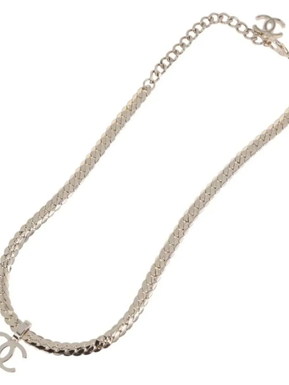CHANEL brand	chanel color	gold